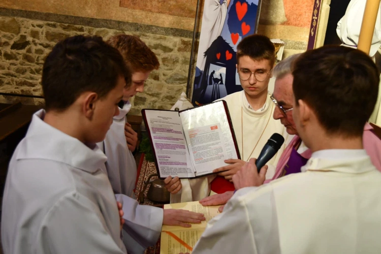 Czchów. Błogosławieństwo nowych lektorów