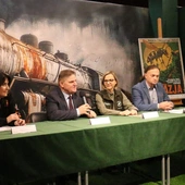 Zbliża się wernisaż wystawy "Inwazja"