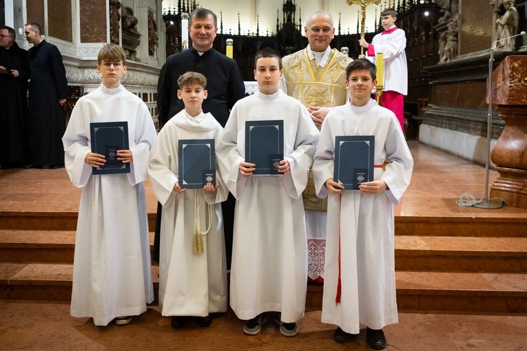 Tarnów. Błogosławieństwo nowych lektorów dekanatu Tarnów-Południe