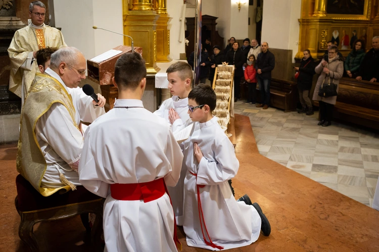 Tarnów. Błogosławieństwo nowych lektorów dekanatu Tarnów-Południe
