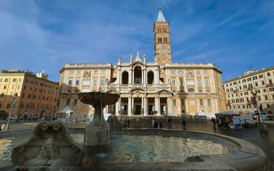 Kwitnący śnieg w bazylice Santa Maria Maggiore