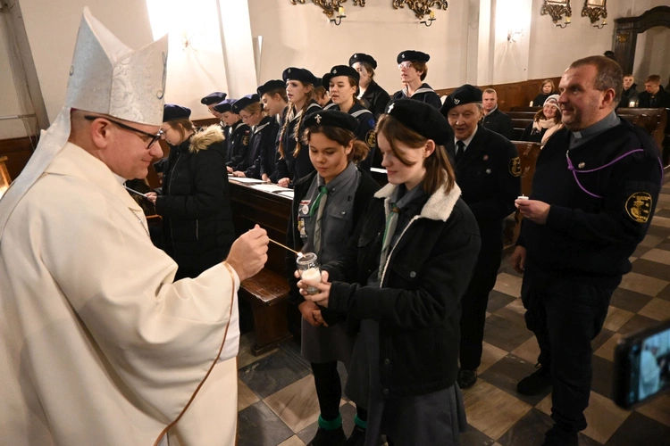 Przekazanie Betlejemskiego Światła Pokoju