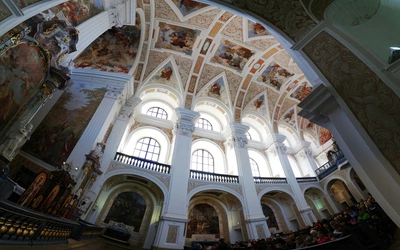 Odkrycie ze św. Józefem na pięciolinii