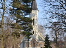U św. Wawrzyńca w Mokrem