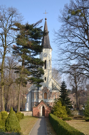 U św. Wawrzyńca w Mokrem