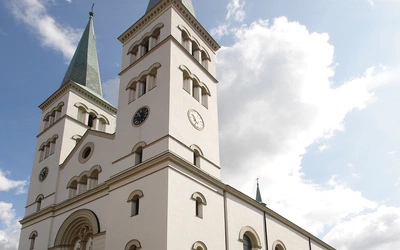 U świętego Wojciecha i Matki Bożej Miłosierdzia w Mikołowie