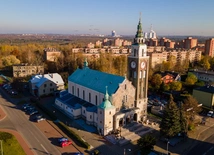 Z wizytą w kościele Matki Bożej Bolesnej w Brzęczkowicach i muzeum misyjnym