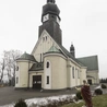 Święta z sąsiedztwa. Kwiotek Pana Jezusa. W rodzinnej parafii arcybiskupa Damiana Zimonia