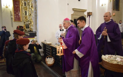 Betlejemskie Światełko Pokoju w Sandomierzu
