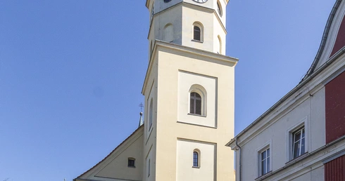 Wszyscy święci balują w niebie.  Z wizytą w kościele Wszystkich Świętych  w Pszczynie