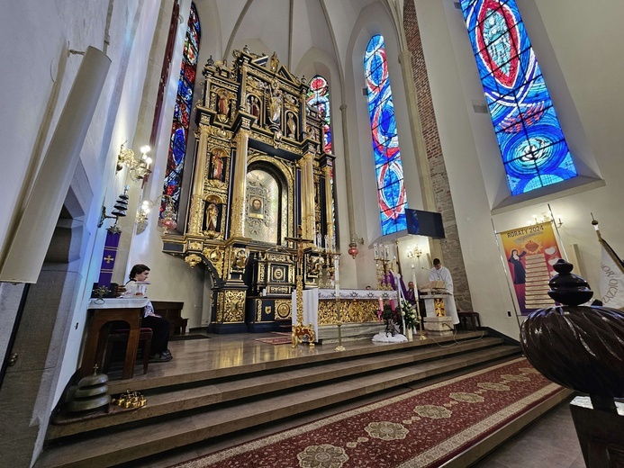 Rocznica katolickich szkół w Nowym Sączu