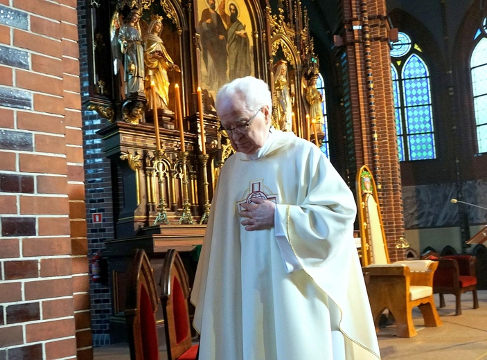 Ks. infułat Konrad Kołodziej (1938-2024)