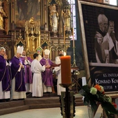 Msza pogrzebowa ks. inf. Konrada Kołodzieja 