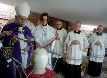 Ks. inf. Konrad Kołodziej spoczął w krypcie katedry 