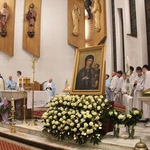 Łososina Dolna. Uroczyste wprowadzenie obrazu Matki Bożej Pocieszenia