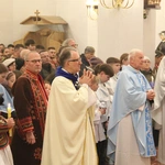 Łososina Dolna. Uroczyste wprowadzenie obrazu Matki Bożej Pocieszenia