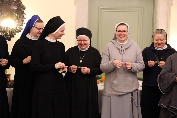 Spotkanie świąteczne biskupów z osobami konsekrowanymi