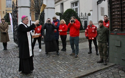 Tysiąc paczek na święta dla osób w kryzysie bezdomności 