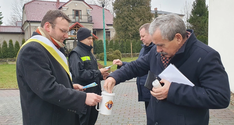 Akcja "Coś dobrego dla bliźniego" przy parafii pw. Wszystkich Świętych w Górkach Wielkich