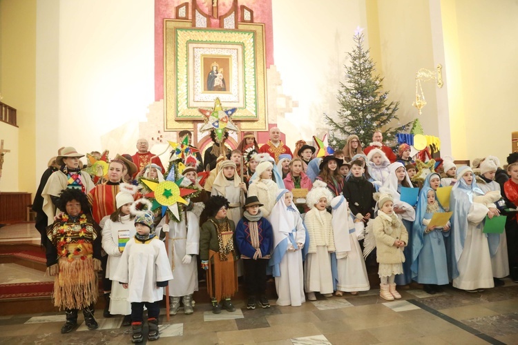 Posłanie kolędników misyjnych w Szymbarku