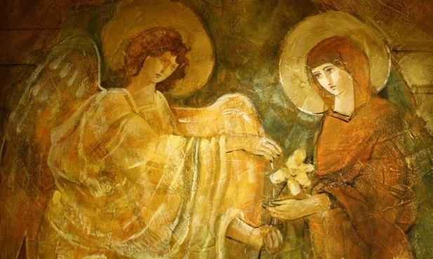 Co pod figurą było