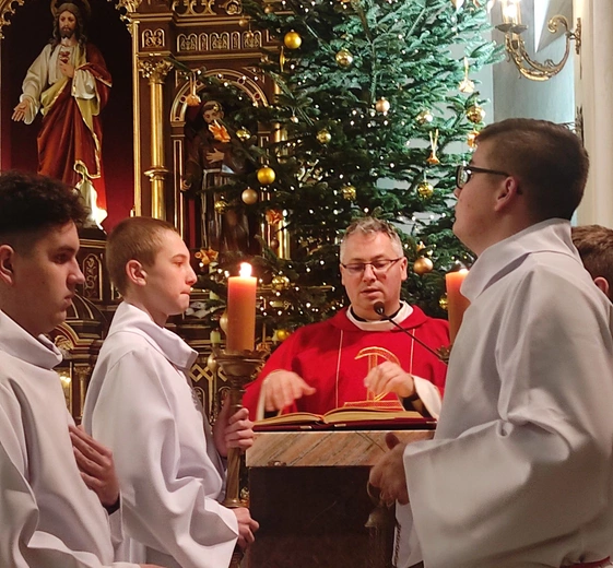 Żegocina. Rozesłanie kolędników misyjnych 2024