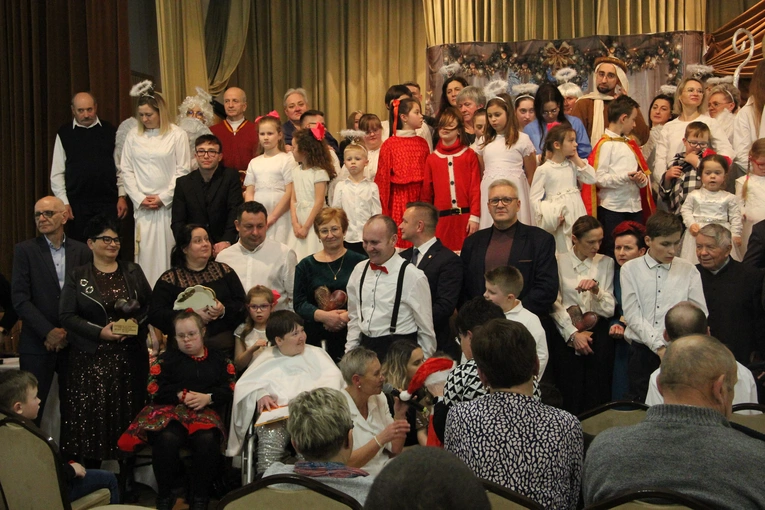 Rzepiennik Strzyżewski. 10 lat Stowarzyszenia "Wszystkie Dzieci Nasze Są"