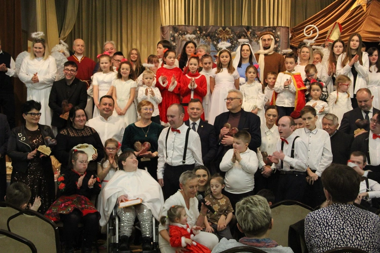 Rzepiennik Strzyżewski. 10 lat Stowarzyszenia "Wszystkie Dzieci Nasze Są"