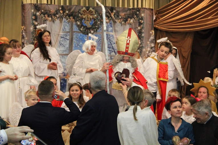 Rzepiennik Strzyżewski. 10 lat Stowarzyszenia "Wszystkie Dzieci Nasze Są"