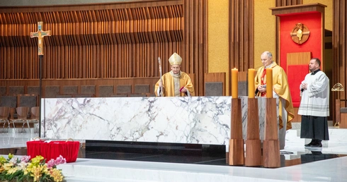 Błogosławieństwo jubilatów w Świątyni Opatrzności Bożej, cz. 1