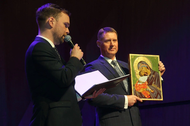 Świąteczny Koncert Charytatywny - licytacje i koncert