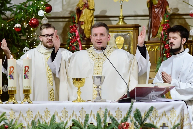 Mrągowo. Koncert kolęd scholi Gang Jezusa