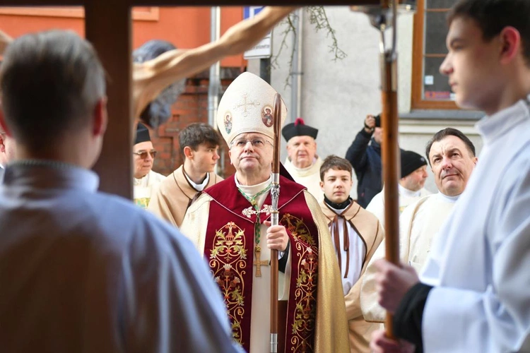 Inauguracja Roku Jubileuszowego w zielonogórskiej konkatedrze