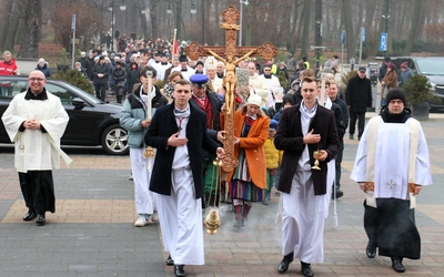 Bp Marek Solarczyk uroczyście otworzył Zwyczajny Jubileusz Roku Świętego 2025