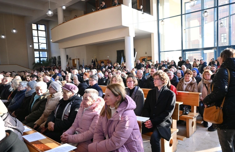 Rozpoczęcie Roku Świętego 2025 w diecezji opolskiej