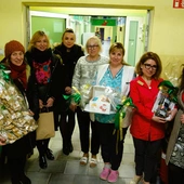 Mali pacjenci opoczyńskiego szpitala otrzymali listy od seniorów