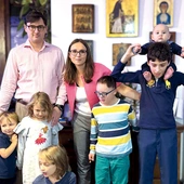 Rodzina Niemczyków, czyli orszakowi: Matka Najświętsza, św. Józef, Jezus oraz rycerze, pasterze i aniołki.