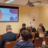 Dr Dominika Muńko z Gorzowa Wlkp. jest neurodydaktykiem, autorką kursów, szkoleń, sesji oraz warsztatów dla rodziców i nauczycieli.