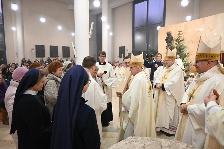 Kościoły jubileuszowe - przekazanie dekretów