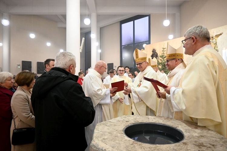 Kościoły jubileuszowe - przekazanie dekretów