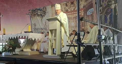 Msza św. w intencji członków Żywego Różańca
