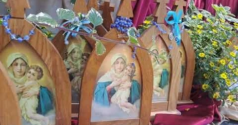 Maryja robi w domu porządki. Apostolat Pielgrzymującej Matki Bożej