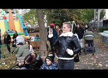 Zabawa taneczna na festynie
