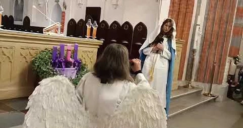 Finał przedstawienia w katedrze