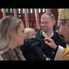Bp Rafał Markowski w Świątyni Opatrzności Bożej błogosławi małżonkom-jubilatom, cz. II