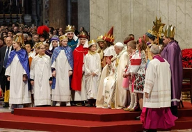 Papież: Maryja jest bramą, przez Nią przyszedł Chrystus