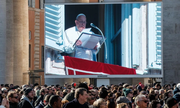 Papież: bądźcie pielgrzymami pragnącymi spotkać Jezusa 