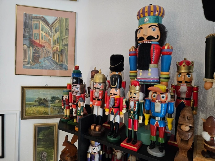 Kolekcja dziadków do orzechów pana Jana Guta