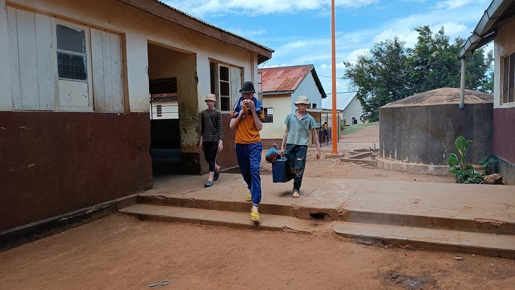 Dzieci z Tanga Hause w Mwanzie (Tanzania)