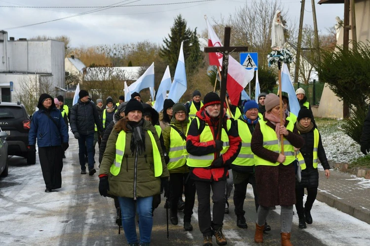 Pierwszosobotnia wędrówka do Maryi